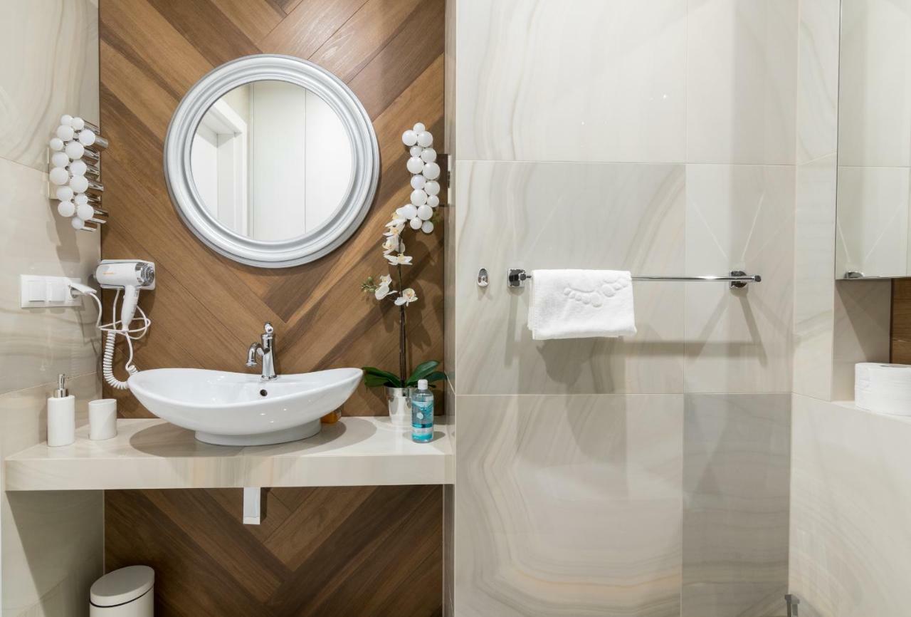 Ga Luxury Apartments W19 Krakow Luaran gambar