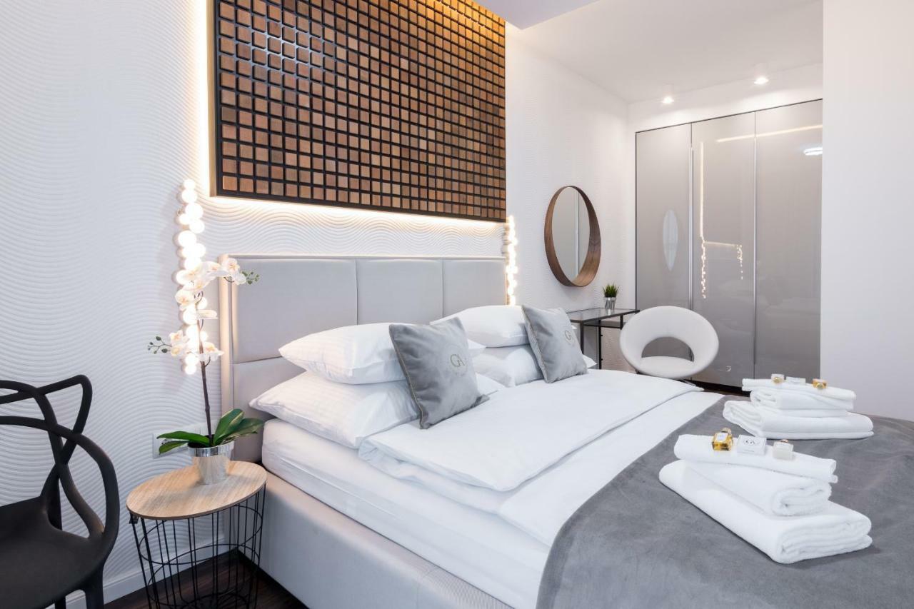 Ga Luxury Apartments W19 Krakow Luaran gambar
